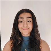 Me gusta mucho la enseñanza y disfruto mucho con ella, llevo dos años impartiendo clases particulares a la ESO y bachillerato, aunque tampoco me importaría dar asignaturas de primaria. Atiendo sobre todo la rama de ciencias sociales, economía, matemáticas